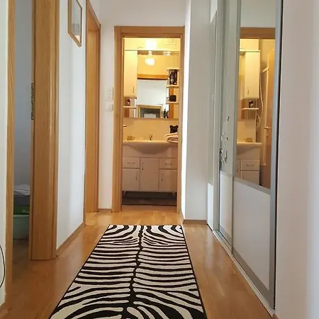 Апартаменты Apartman Stadion Тузла